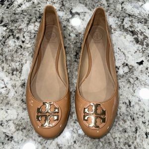 Tory Burch Claire Ballet Flat Patent Leather Goan Sand Sz 8 1/2